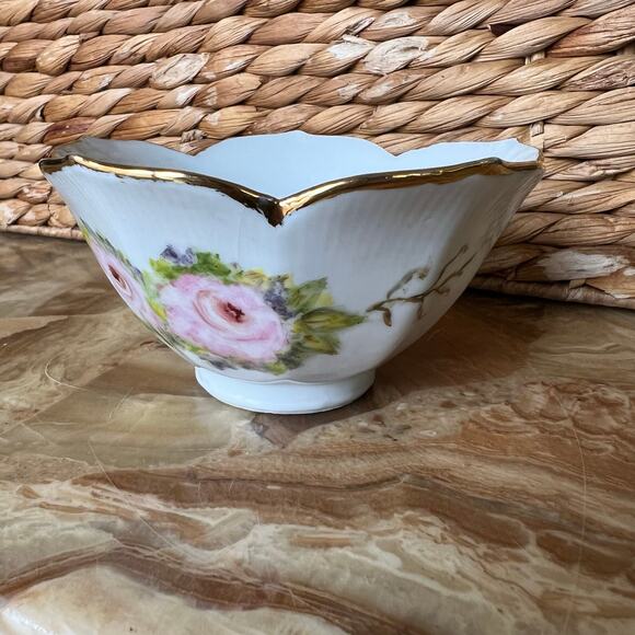 Floral Handoainted Bowl with Gold Edges - Picture 2 of 6
